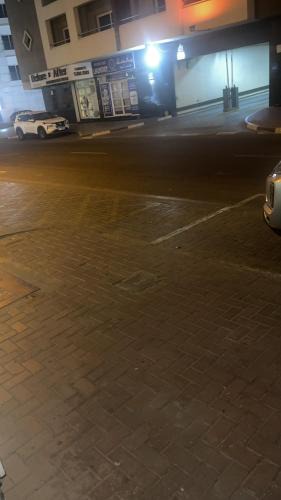 Madinat Zayed Apartment | دبي