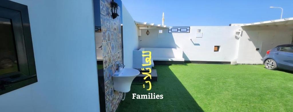 Al Batinah North Governorate House | غرفة عائلية بالبيت Family Room in House