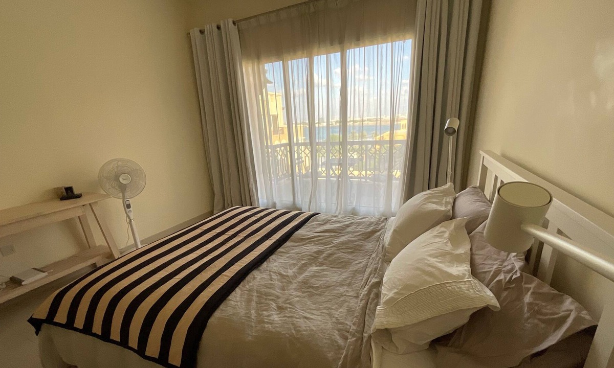 Al Seer Apartment | 1 Bedroom Hideaway On The Beach