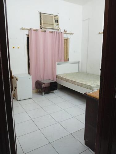 Bur Dubai Hotel | AA Homes