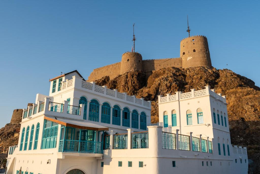 Muttrah Hotel | Al Bait Al Sharqi