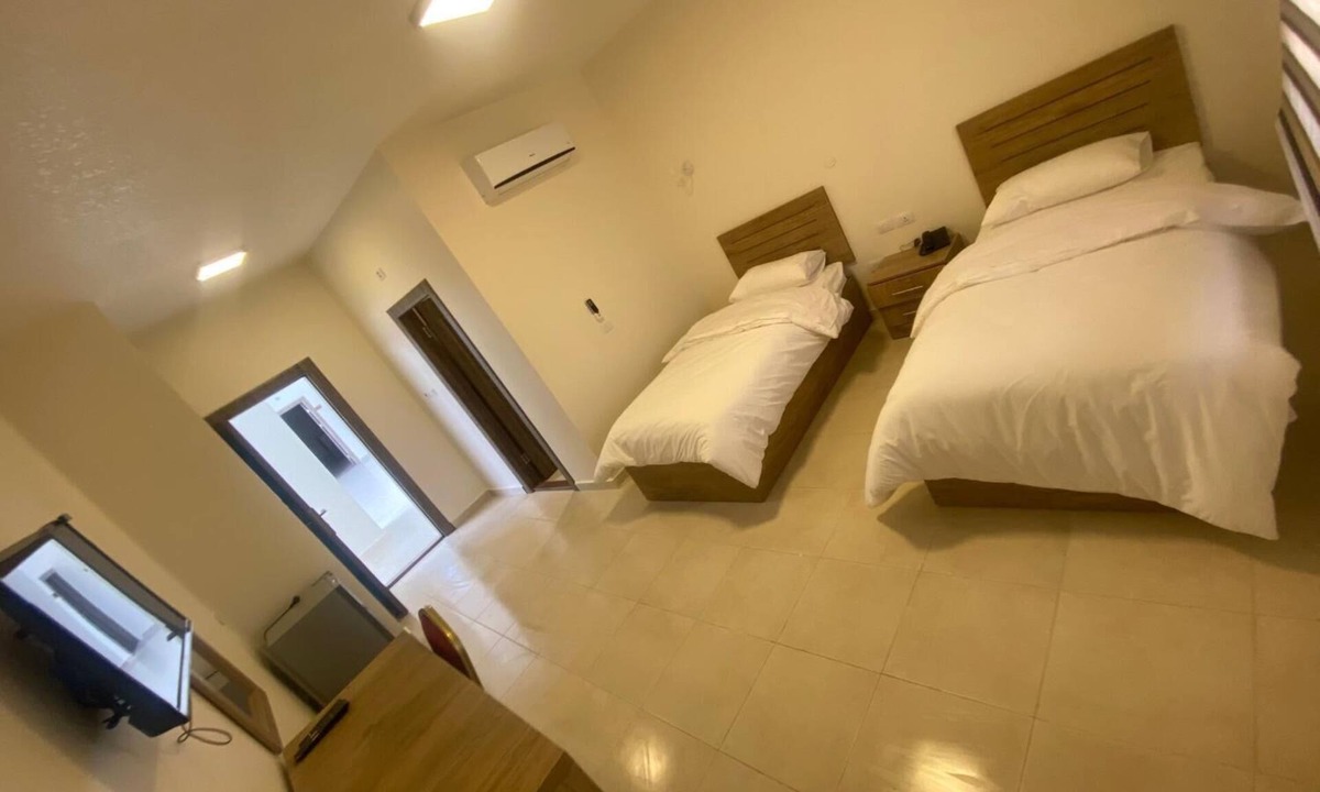 Al-Karak Hotel | Al-Mujeb