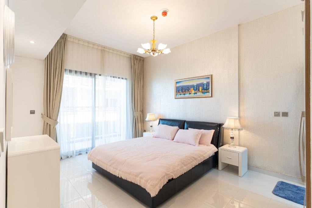 Al Barsha Apartment | Allsopp & Allsopp - Superb Amenities 1-Bedroom Apartment in Resortz by Danube, Arjan