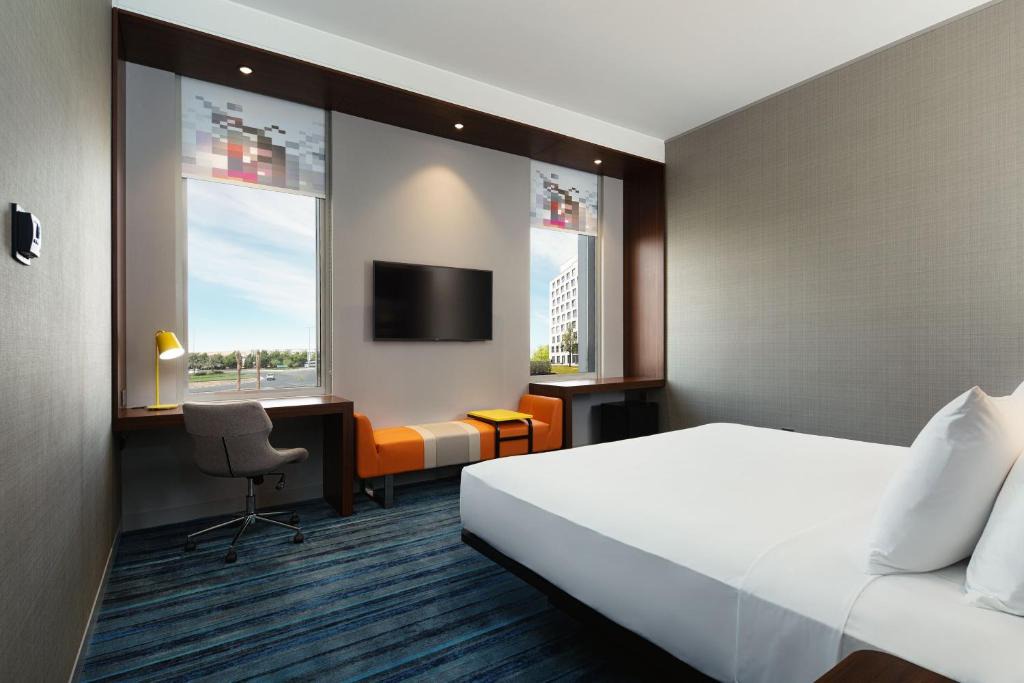 Dubai World Central Hotel | Aloft by Marriott Dubai South
