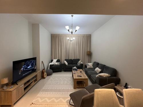 Al Khan Apartment | Altaawun