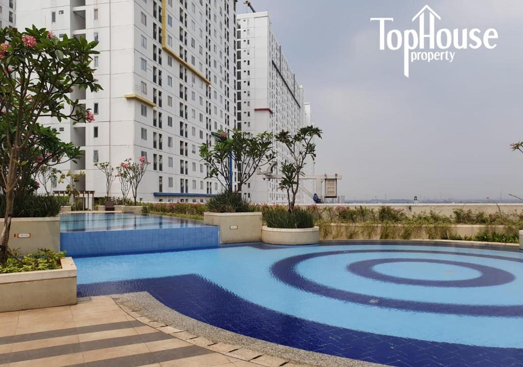 Jatinegara Apartment | Apartment Bassura City by Travelibu
