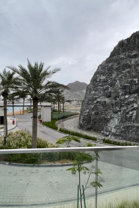 Al Aqah Apartment | Apartments with three bedrooms at address hotel
