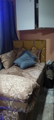 Madinat Zayed Bed & Breakfast | Asta room