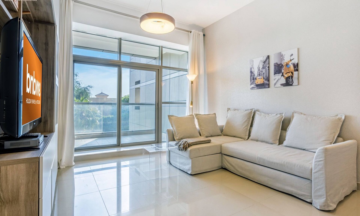 Dubai Sports City Apartment | bnbme | The Medalist | 1 BDR