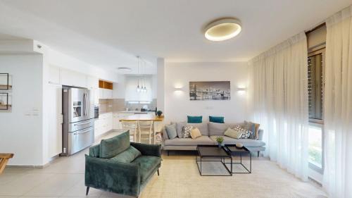 Hod HaSharon Apartment | Boutique apartment for families and friends