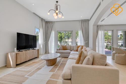Jumeirah Village Triangle Villa | Brand new Large Villa JVT Private Garden