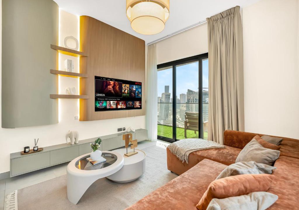Business Bay Apartment | Casa Tranquila Luxury Suites with Burj Khalifa & Canal Views