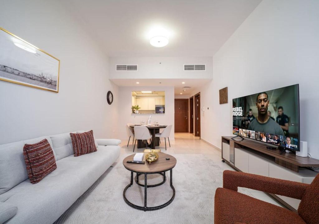 Jadaf Apartment | Chic 1 Bed Getaway in Al Jaddaf Easy City Access