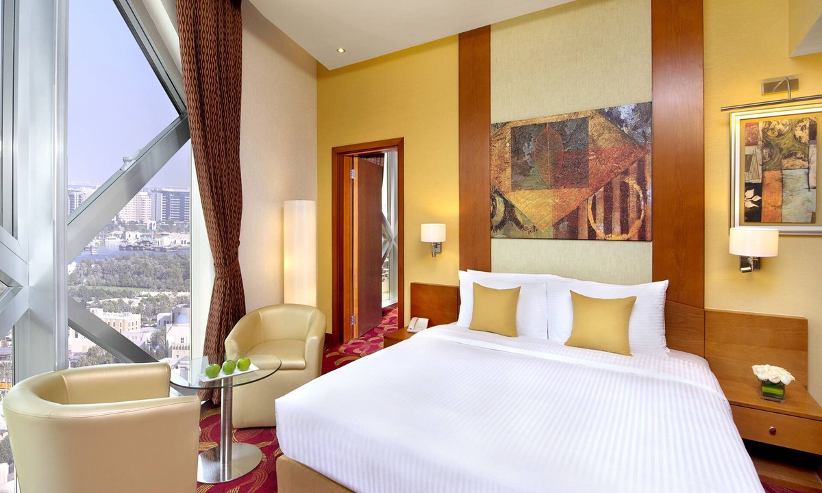 Bur Dubai Hotel | City Seasons Towers