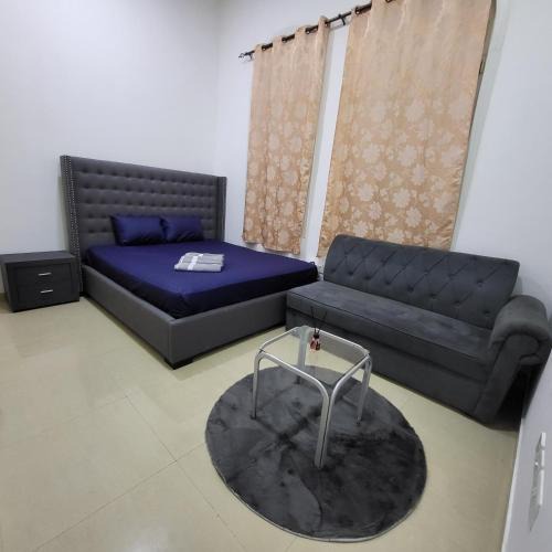 Abu Dhabi Hotel | Cliftin Studio Apartment