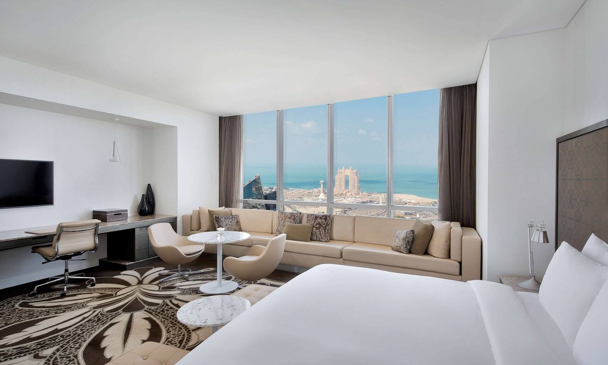 Abu Dhabi Resort | Conrad Abu Dhabi Etihad Towers