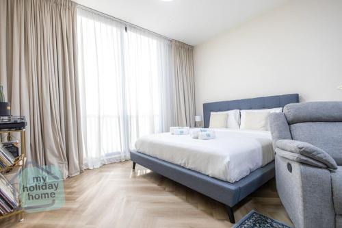 Al Hamra Village Apartment | Cozy Modern Studio in Prime Location