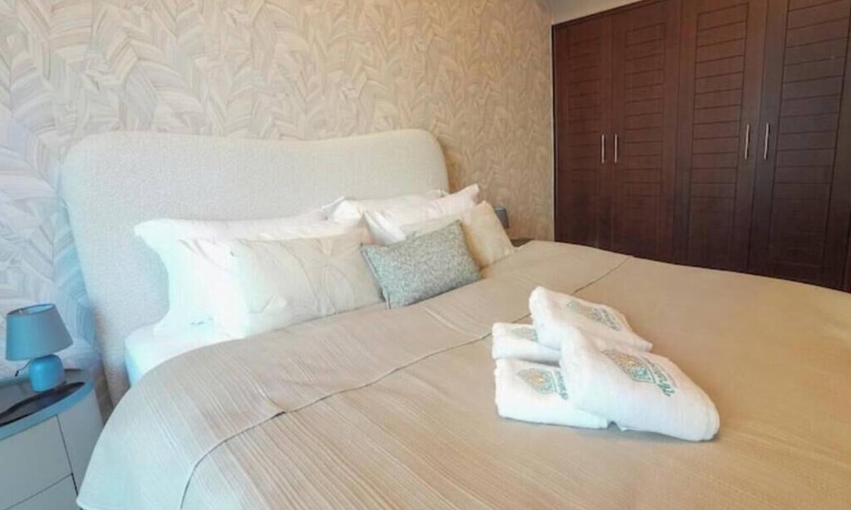 Dubai Apartment | Elegant 2.5BR Apartment with Burj Khalifa & Fountain Views | Downtown Dubai