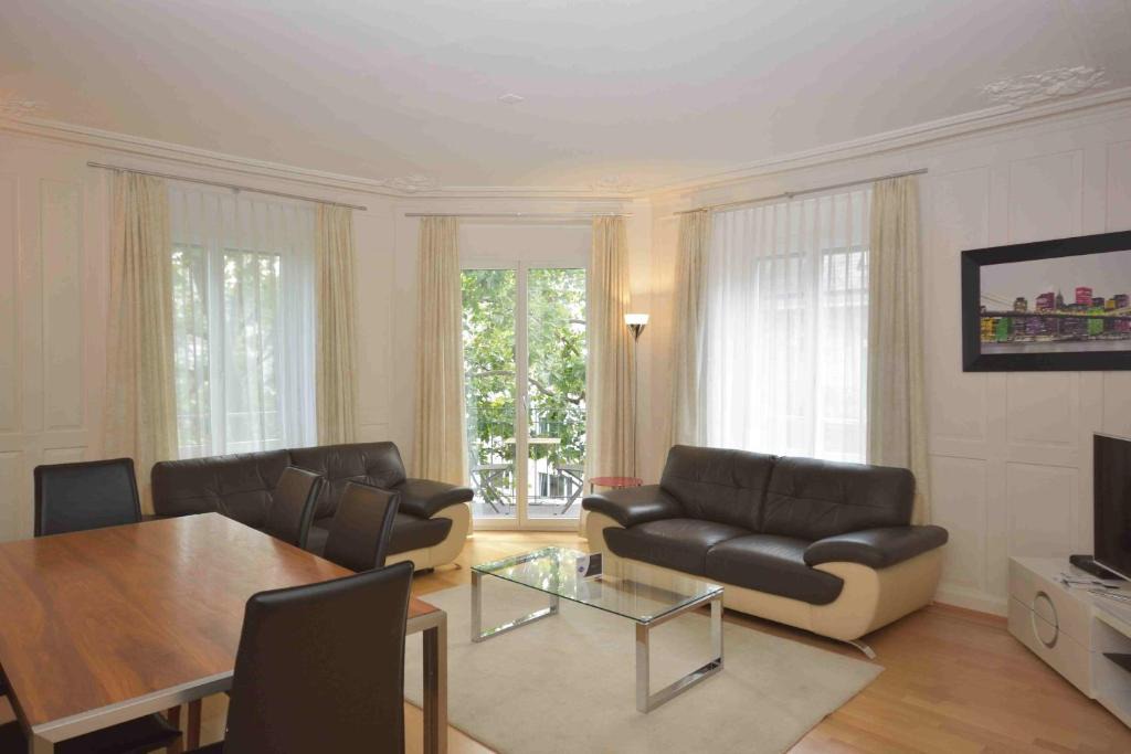 Muhlebach Apartment | EXECUTIVE 3BR near Opera - PABS 4