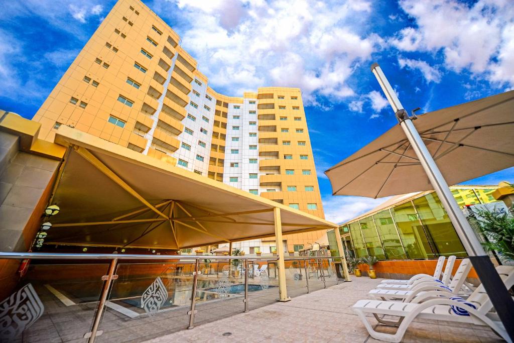 Al Nahda 2 Apartment | Exquisite Suite Minutes From Al Mamzar Beach