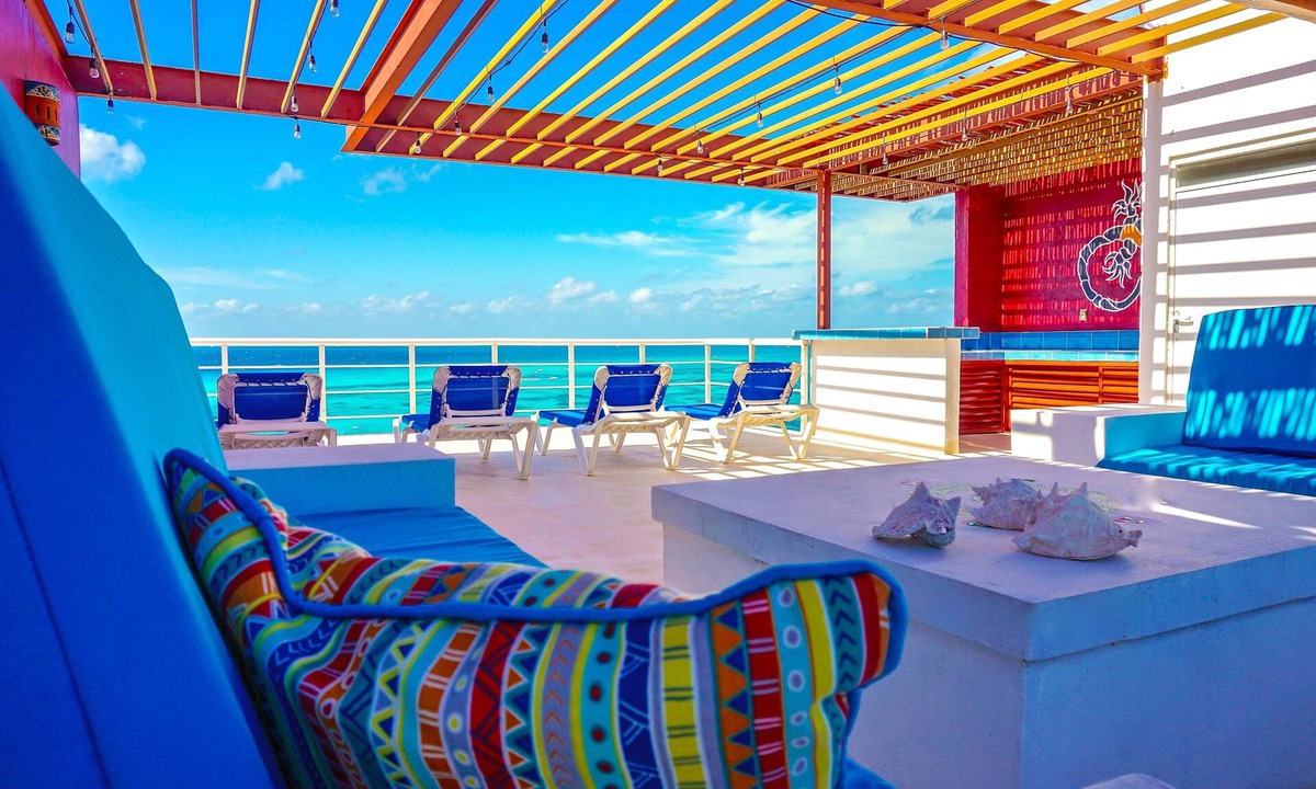 Isla Mujeres House | "Fall" into paradise.Special rates-Oceanfront-Private pool, 4,000 sq. ft. home