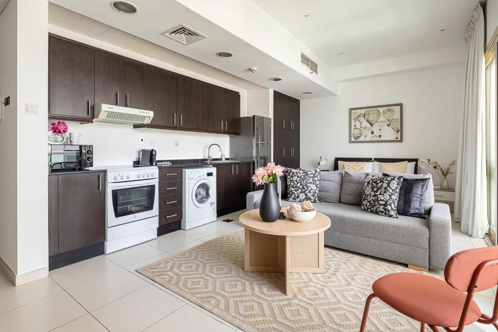 Frank Porter Royal Oceanic | Dubai Marina