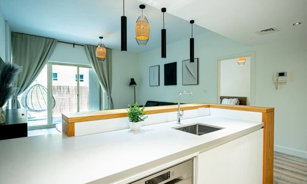 The Greens Apartment | Fully Upgraded | Large Terrace | Extra Sofa Bed