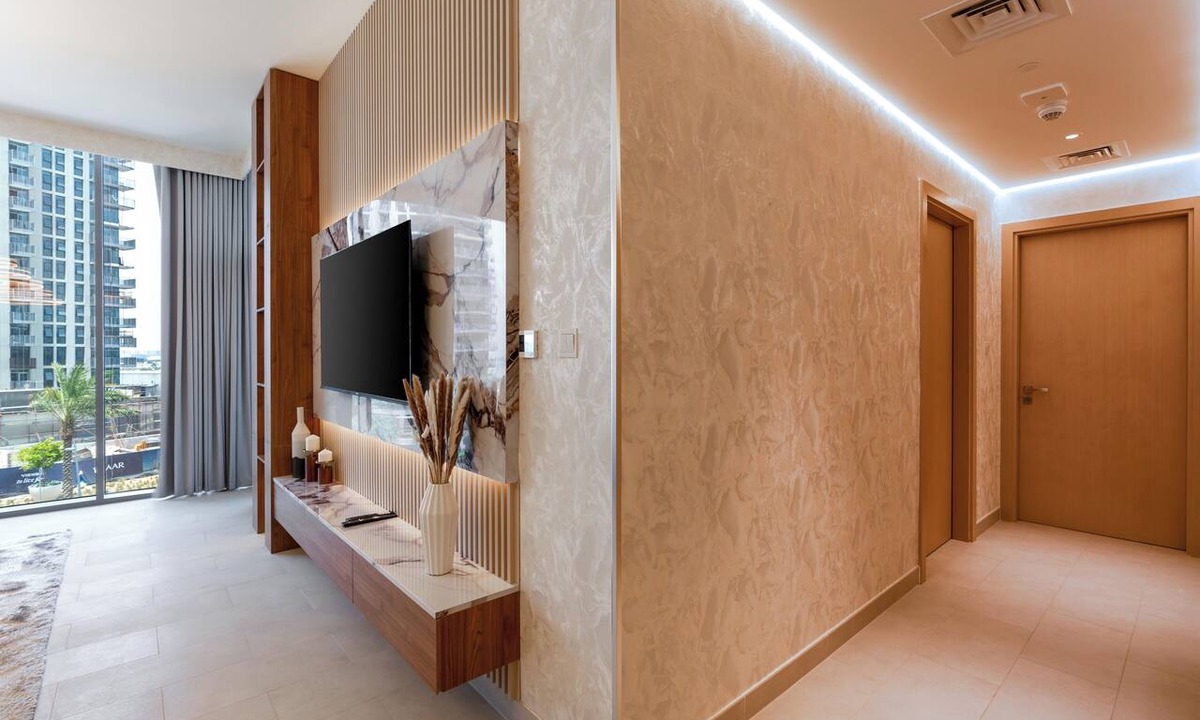 Dubai Apartment | GLOBALSTAY. Creek Rise Tower 1 Elegant Apartment