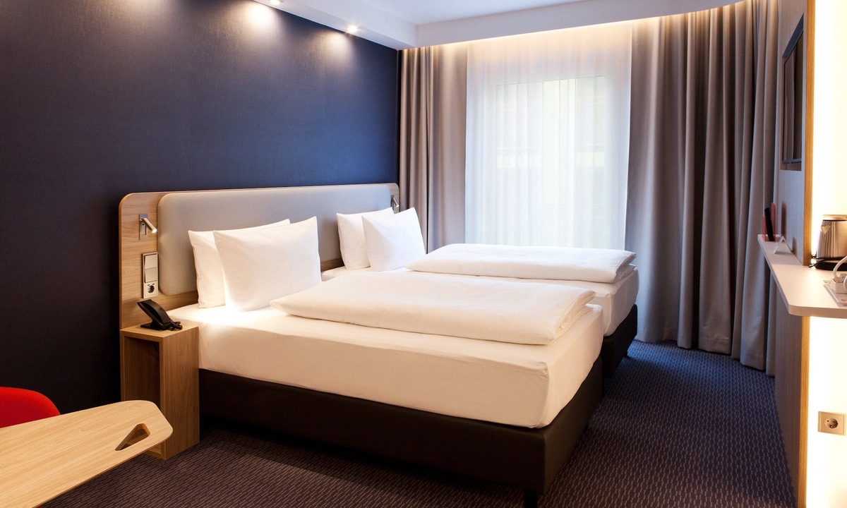 Furstenfeldbruck District Hotel | Holiday Inn Express Munich Olching by IHG