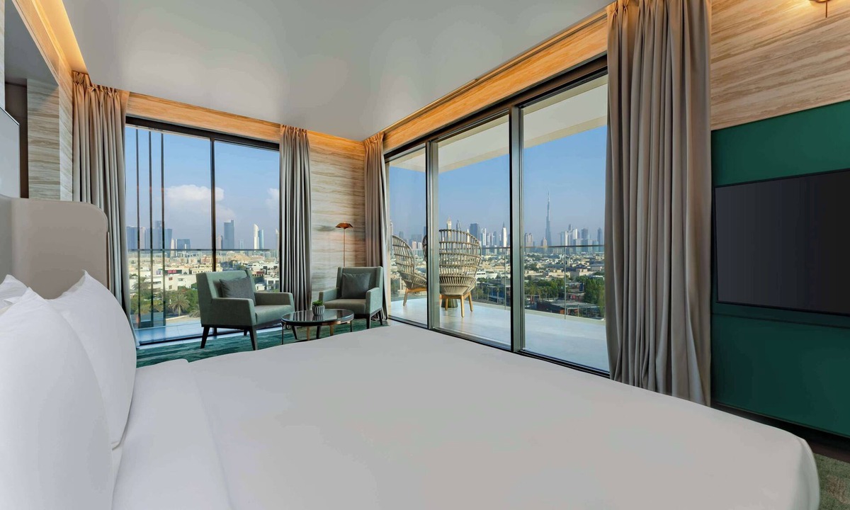 Jumeirah Hotel | Hyatt Centric Jumeirah Dubai