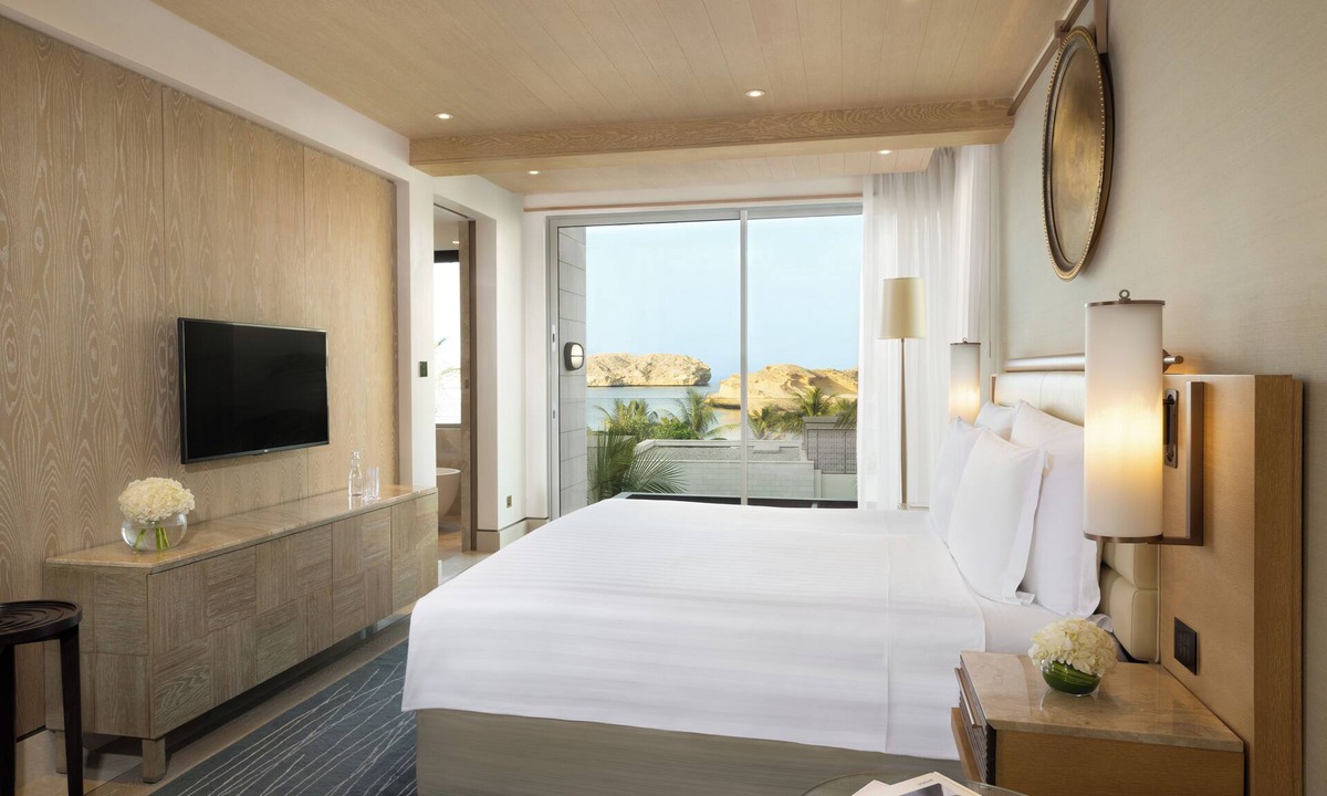 Muscat Hotel | Jumeirah Muscat Bay