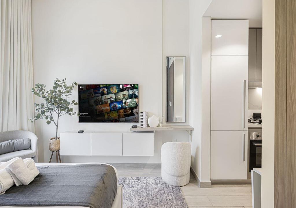 Nad Al Sheba Apartment | Livin' Holidays - Studio - Azizi Near Downtown