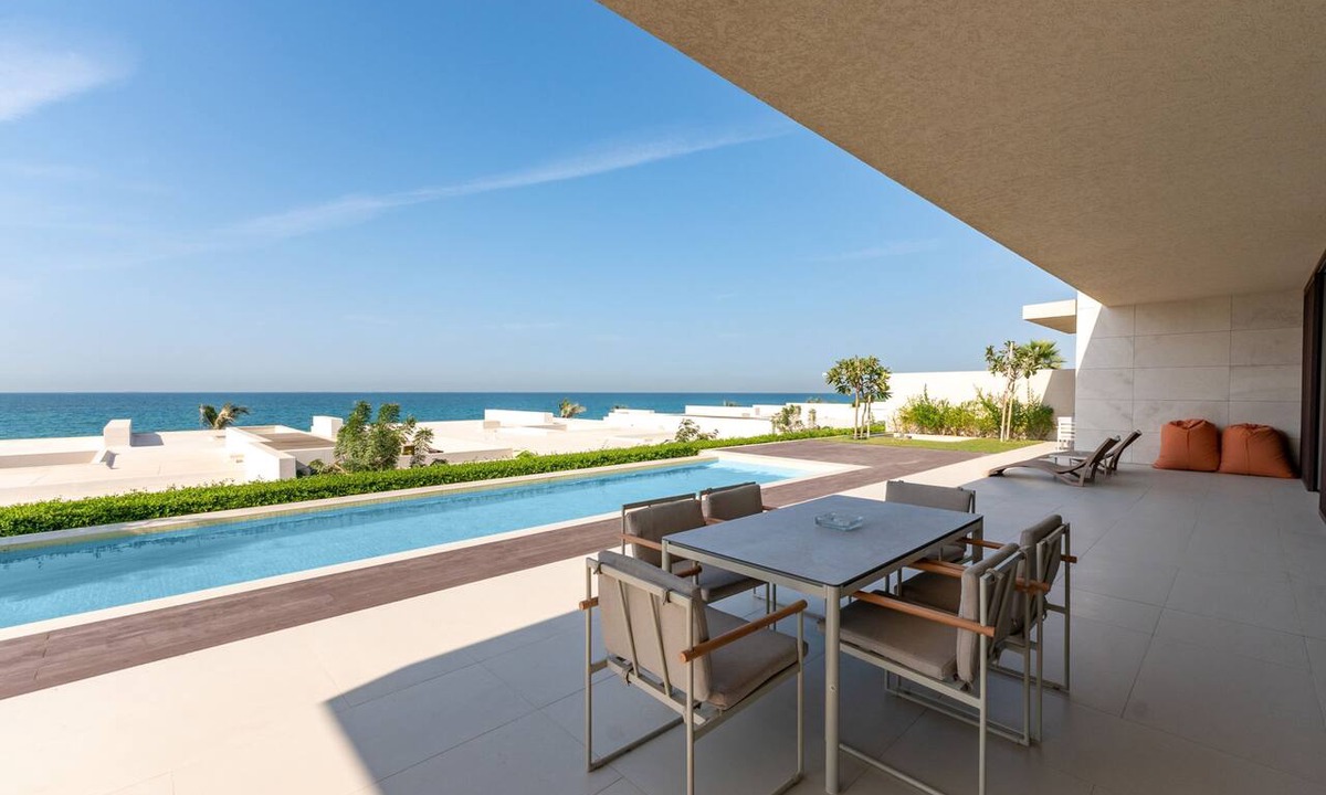 Ajman Villa | Luxe 4BR Villa | Private Pool & Beach | Al Zorah