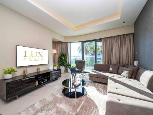 Business Bay Apartment | LUXFolio Retreats - Stylish Space