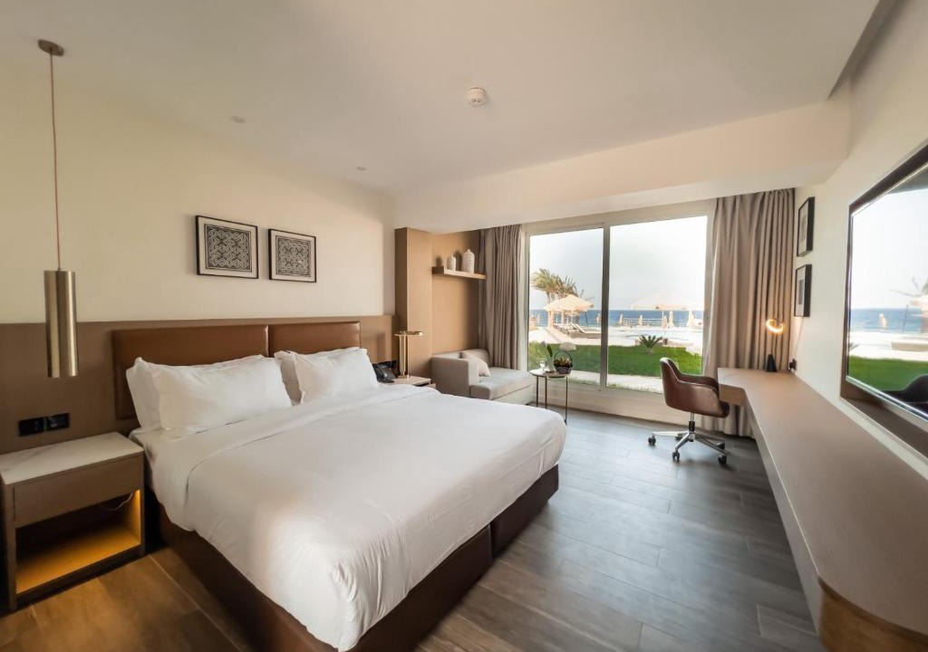 Aqaba Hotel | Luxotel Aqaba Beach Resort & Spa Only 15 years plus