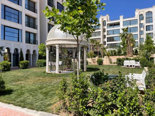 Jordan Apartment | Luxury 2BR Apartment ,Big Balcony ,Gym, Pool