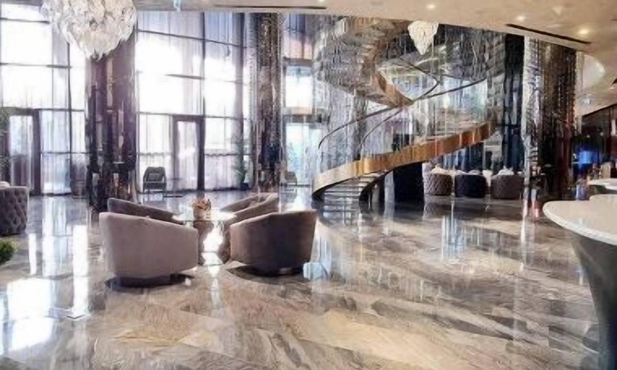 Downtown Dubai Apartment | Luxury apartment Paramount Hotel