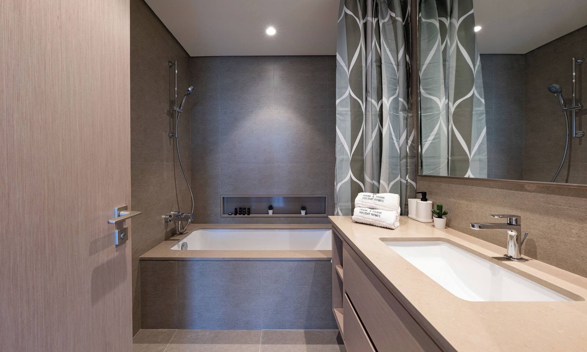 Downtown Dubai Apartment | Luxury Stay With Burj Views
