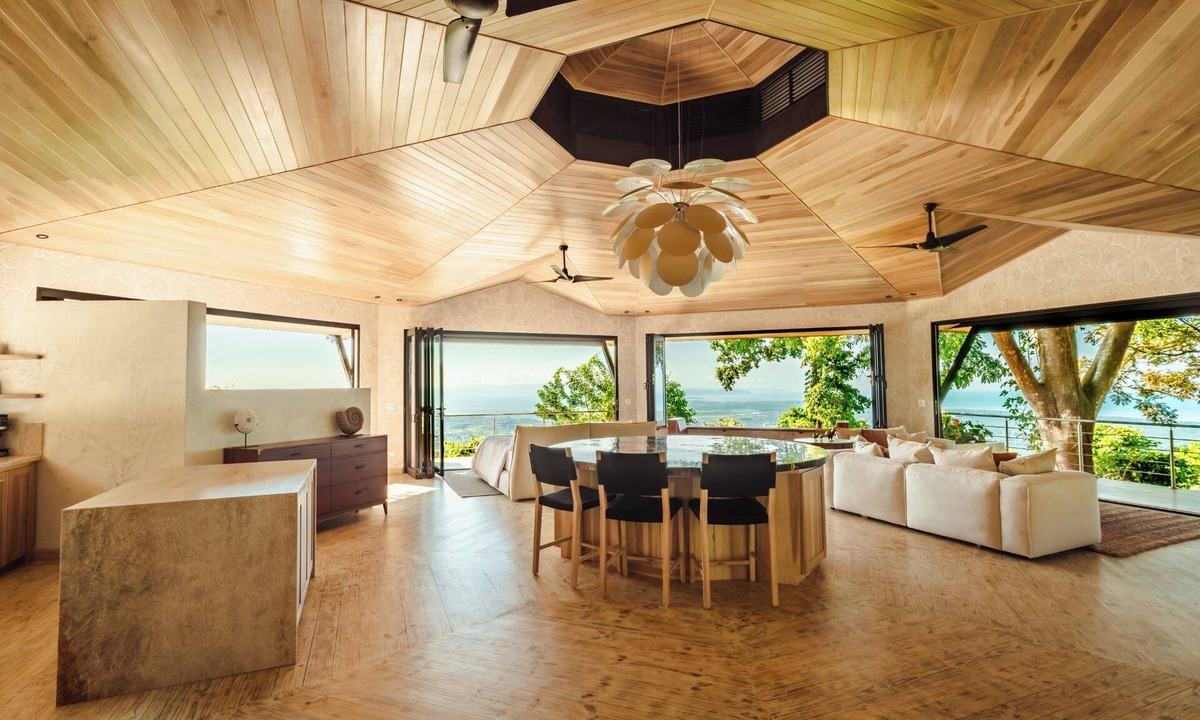 Ciudad Cortes Apartment | Luxury Treehouse Ceiba
