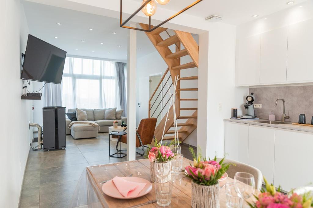 Modave House | MAISON ROBERT