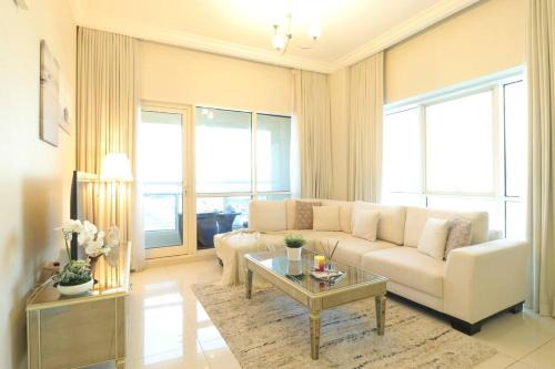 Business Bay Apartment | Manzil - 1BR Apartment in Business Bay near Dubai Mall