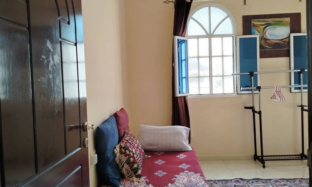 Al-Bustan Apartment | Marvelous 3-bedroom apartment with AC with a beach view beside old Muscat.