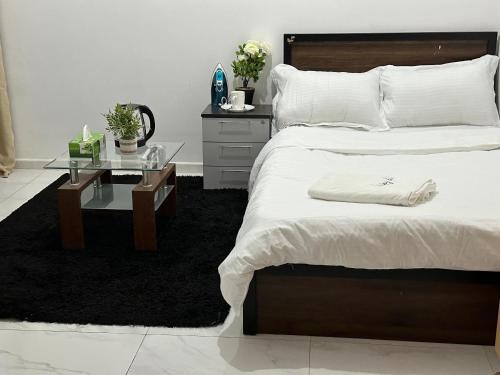 Mussafah Hostel | MBZ - Master Room