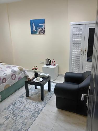 Mussafah Hostel | MBZ - Pleasant Tidy Room