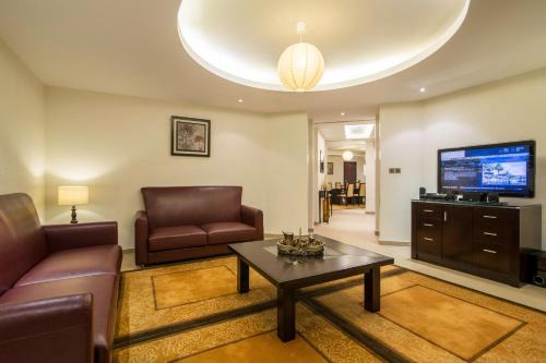 Al Mafraq Hotel | Metropolitan Al Mafraq Hotel