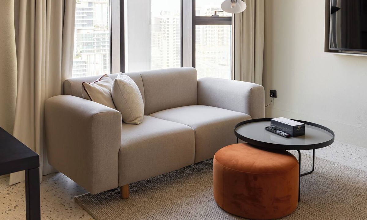 Business Bay Apartment | Modern Studio at Upside Living with Burj Khalifa View by Simply Comfort