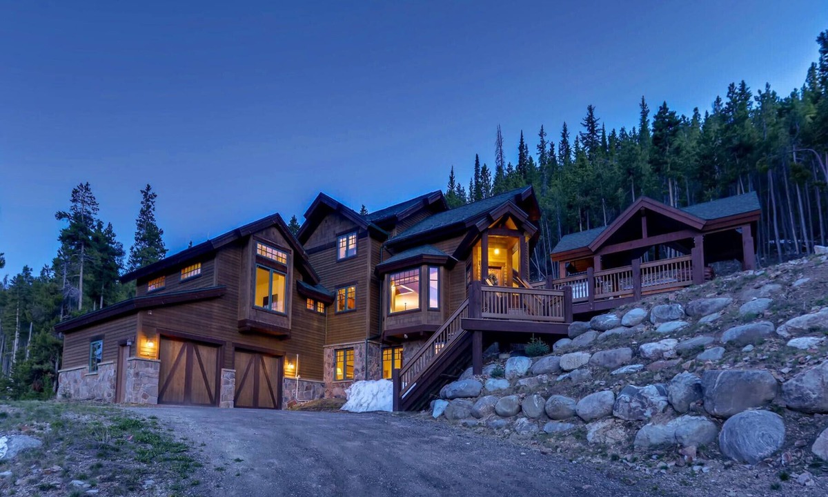 Breckenridge Heights House | Moonstone Lodge Hot Tub Spacious
