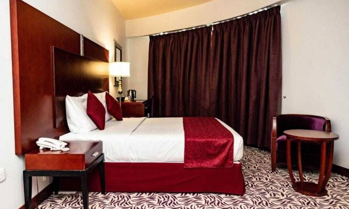 Bur Dubai Hotel | MRA GRAND HOTEL