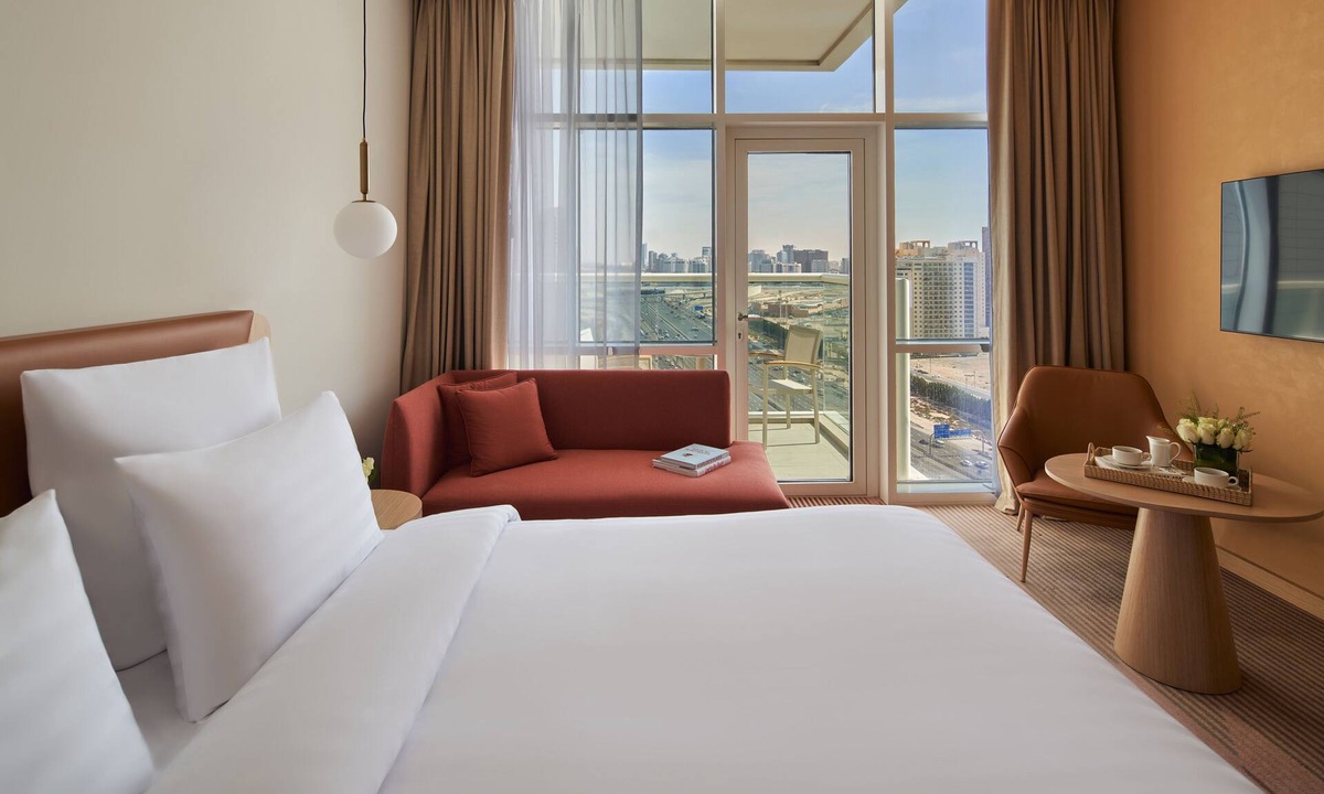 Jumeirah Village Triangle Hotel | Novotel Jumeirah Village Triangle