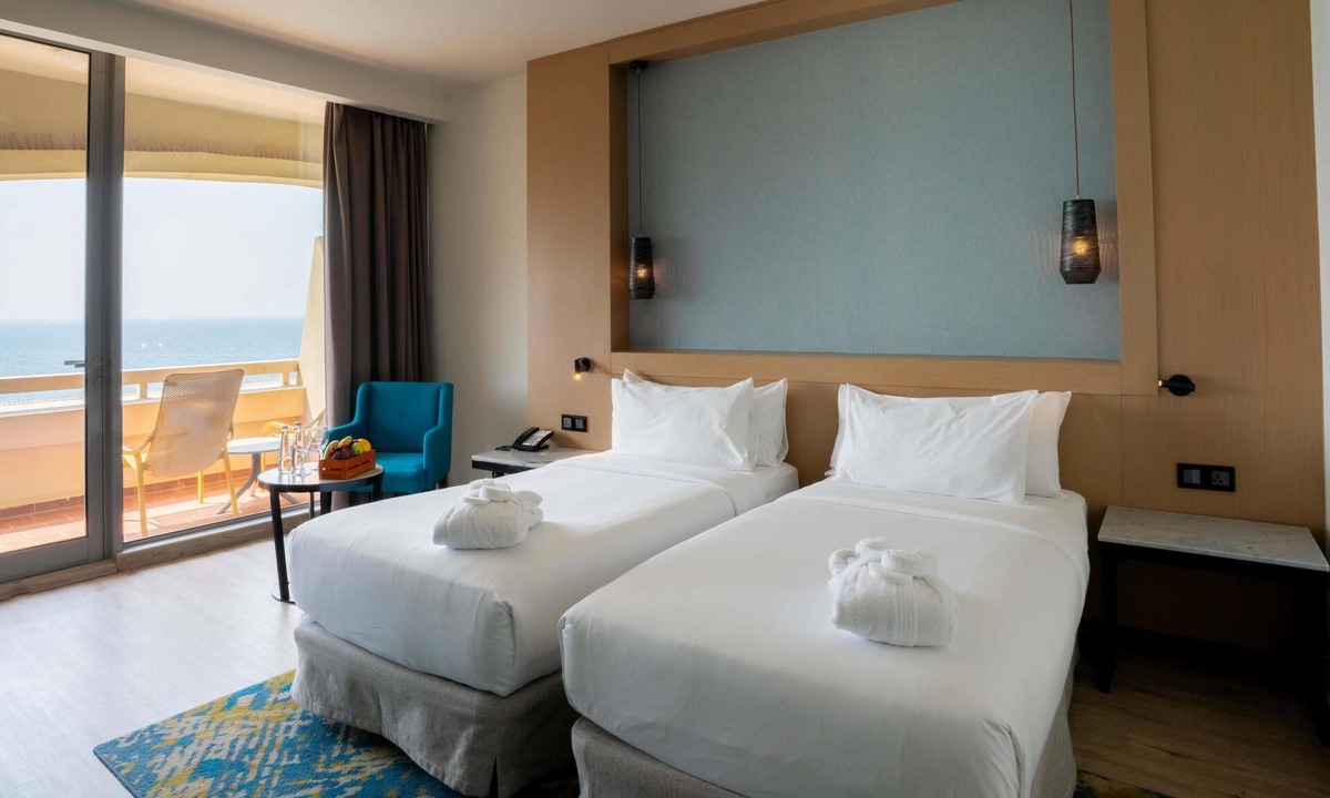 Beach & Coast Hotel | Occidental Sharjah Grand